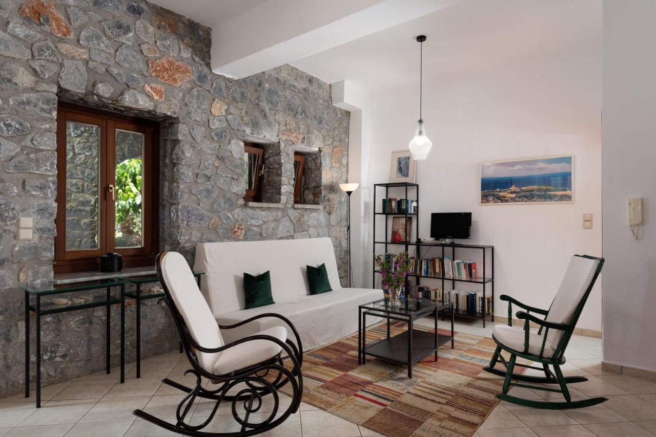 Aura Traditional Apartment Prinés Esterno foto