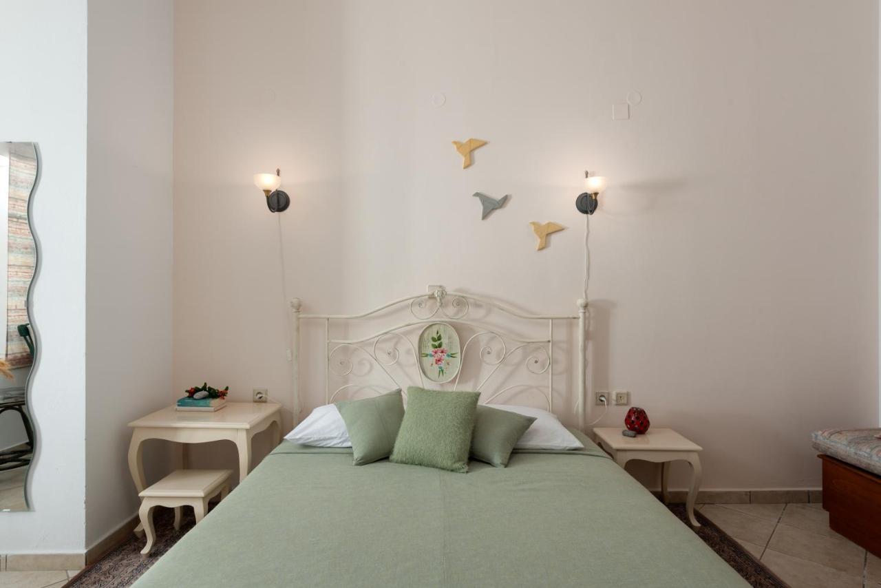 Aura Traditional Apartment Prinés Esterno foto