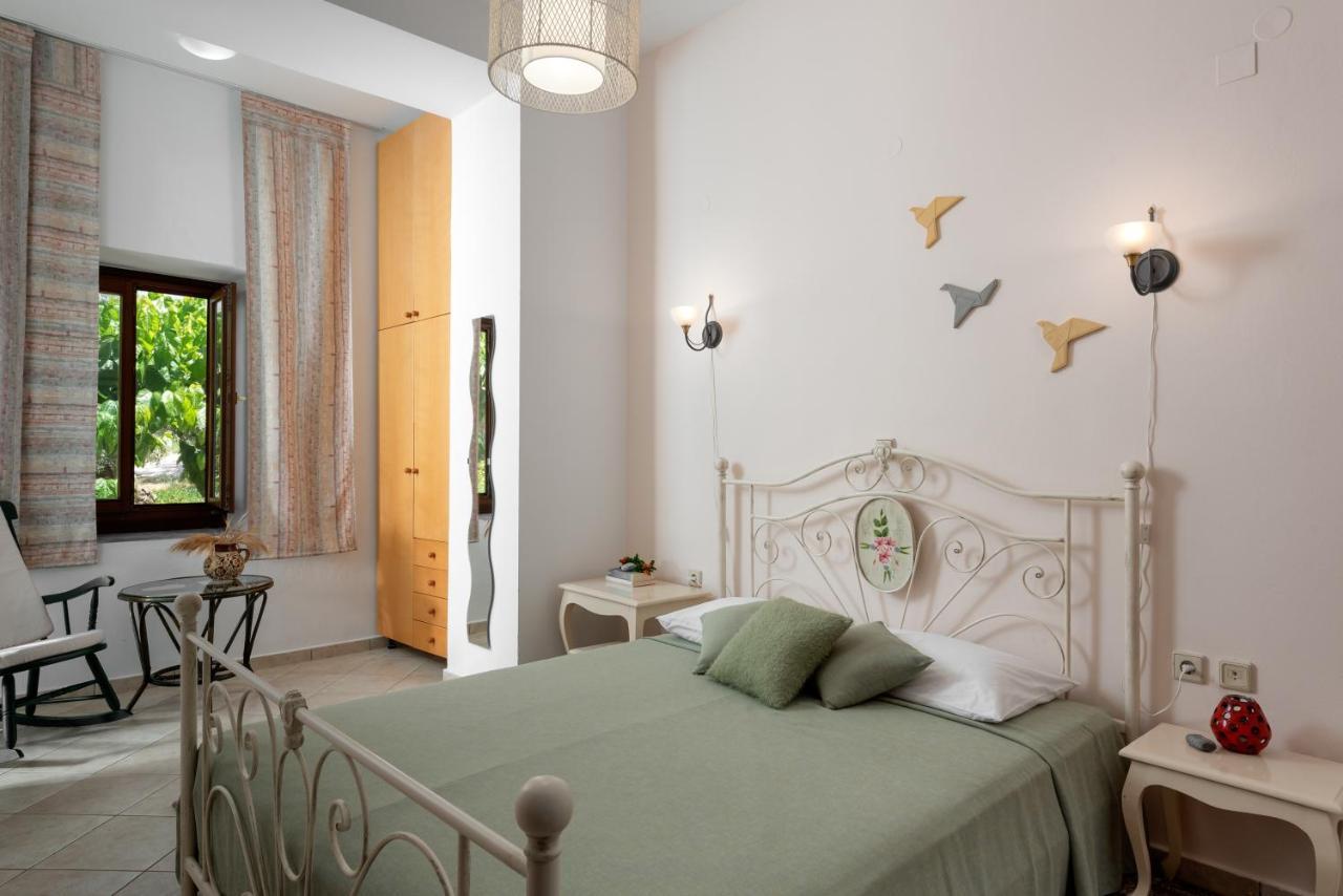 Aura Traditional Apartment Prinés Esterno foto