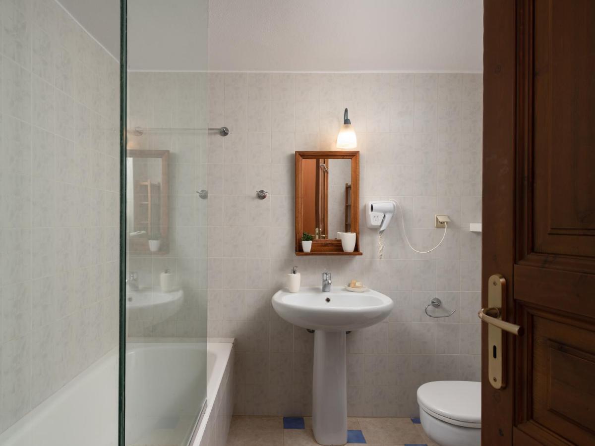 Aura Traditional Apartment Prinés Esterno foto