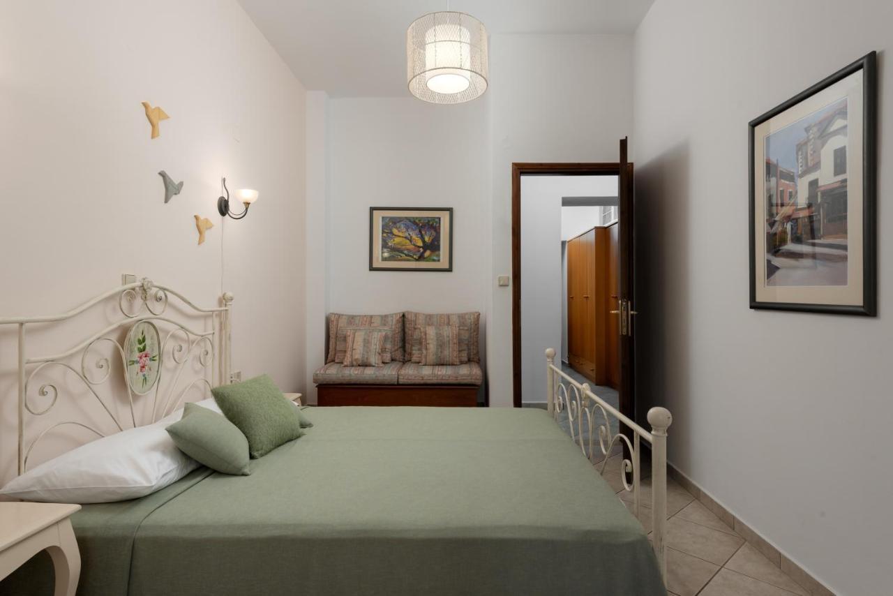 Aura Traditional Apartment Prinés Esterno foto